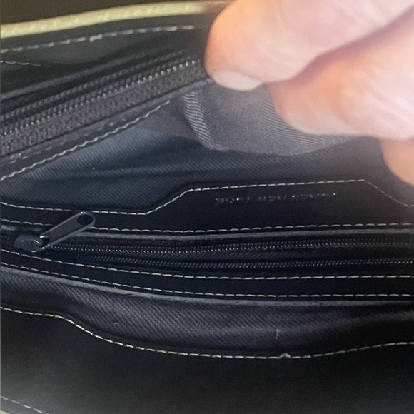 Jones New York  two-tone brown‎ purse with 2 inside zipper pockets - Picture 3 of 8